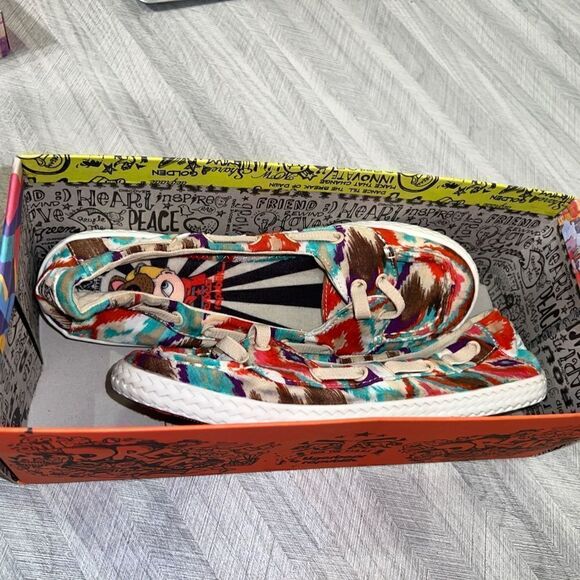 Tigerbear Republik Slip-On Shoes (7) - Picture 7 of 8